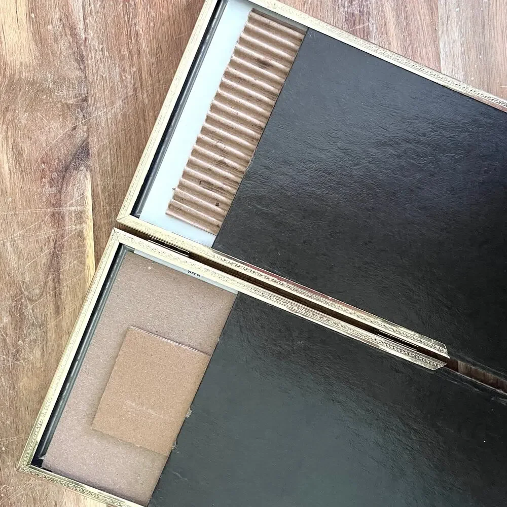 Vintage Gold Brass Tone Metal Bi-Fold Tabletop Picture Frame for 5x7